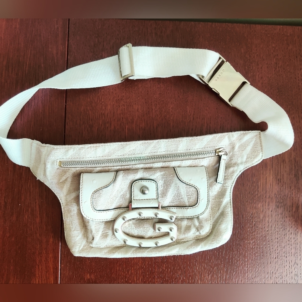 Guess canvas monogram fanny pack